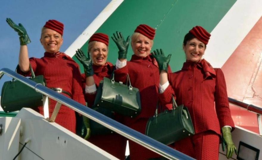 Alitalia nuove divise