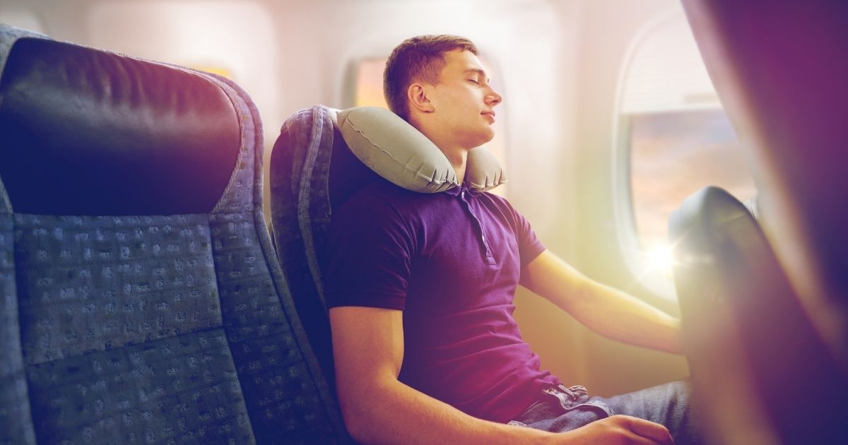 Cuscino da viaggio: il miglior compagno durante il volo